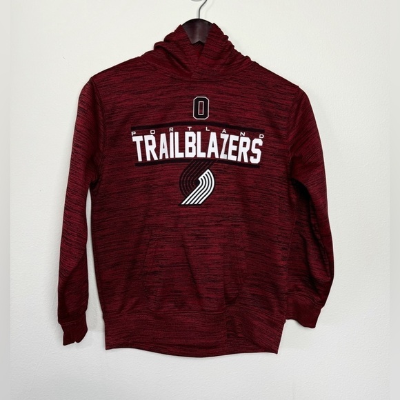NBA Youth Portland Trailblazers Red Hoodie Medium (10-12) Damian Lillard 0 Pillo - Picture 1 of 3